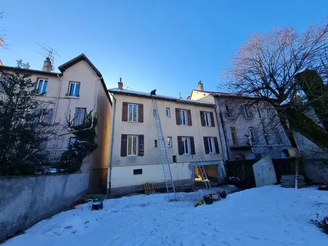 Travaux de couverture et sur accès difficiles dans les Hautes-Alpes avec Cordalpes